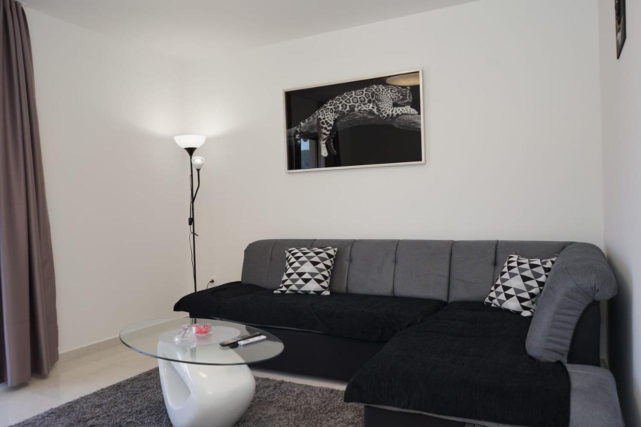 Apartman Tessa Vela Luka Exteriér fotografie