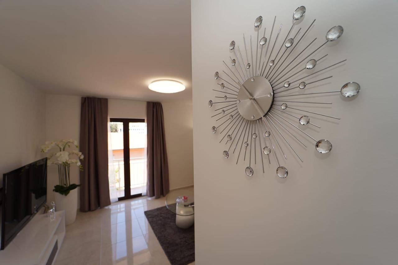 Apartman Tessa Vela Luka Exteriér fotografie