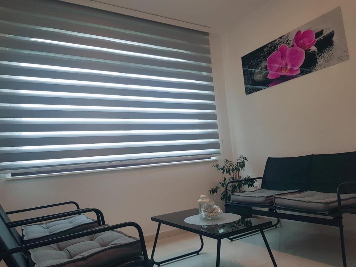 Apartman Tessa Vela Luka Exteriér fotografie