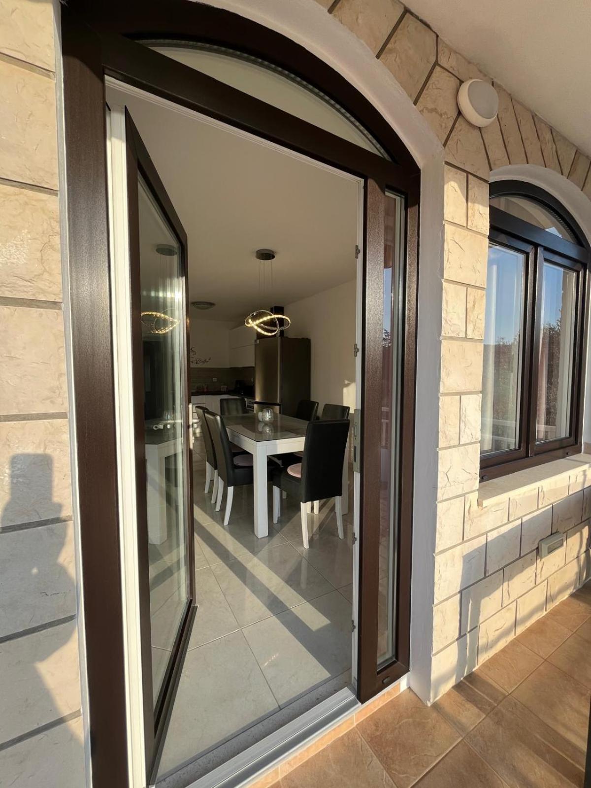 Apartman Tessa Vela Luka Exteriér fotografie