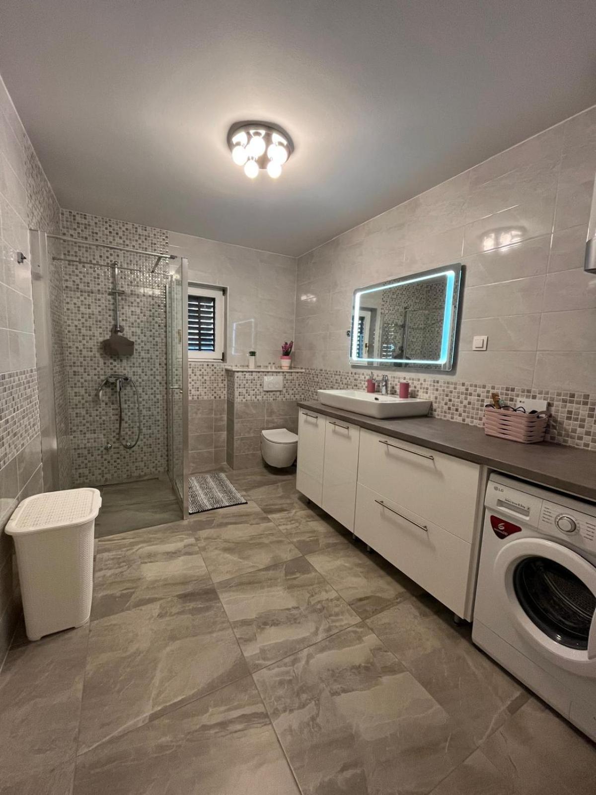 Apartman Tessa Vela Luka Exteriér fotografie
