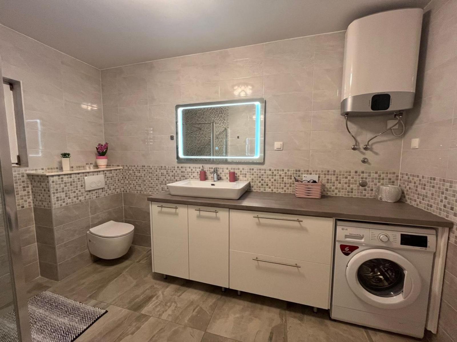 Apartman Tessa Vela Luka Exteriér fotografie