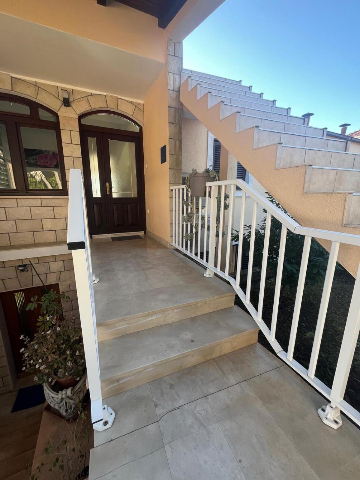 Apartman Tessa Vela Luka Exteriér fotografie